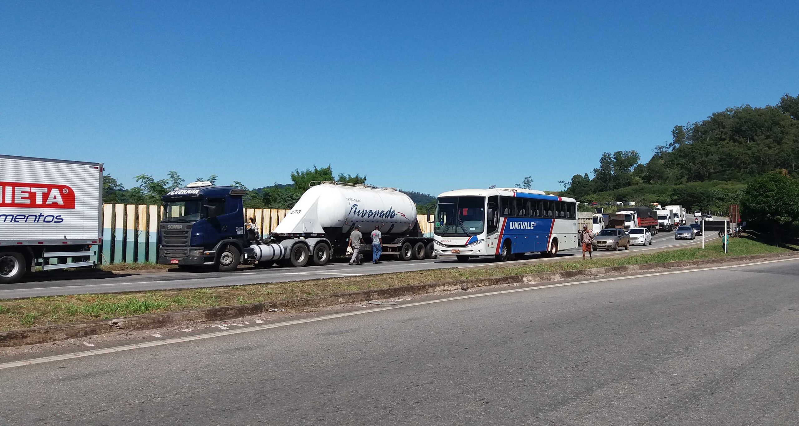 Fantasma da paralização dos rodoviários em 2018 traz de volta o tema ferroviário – Revista Caminhos Gerais