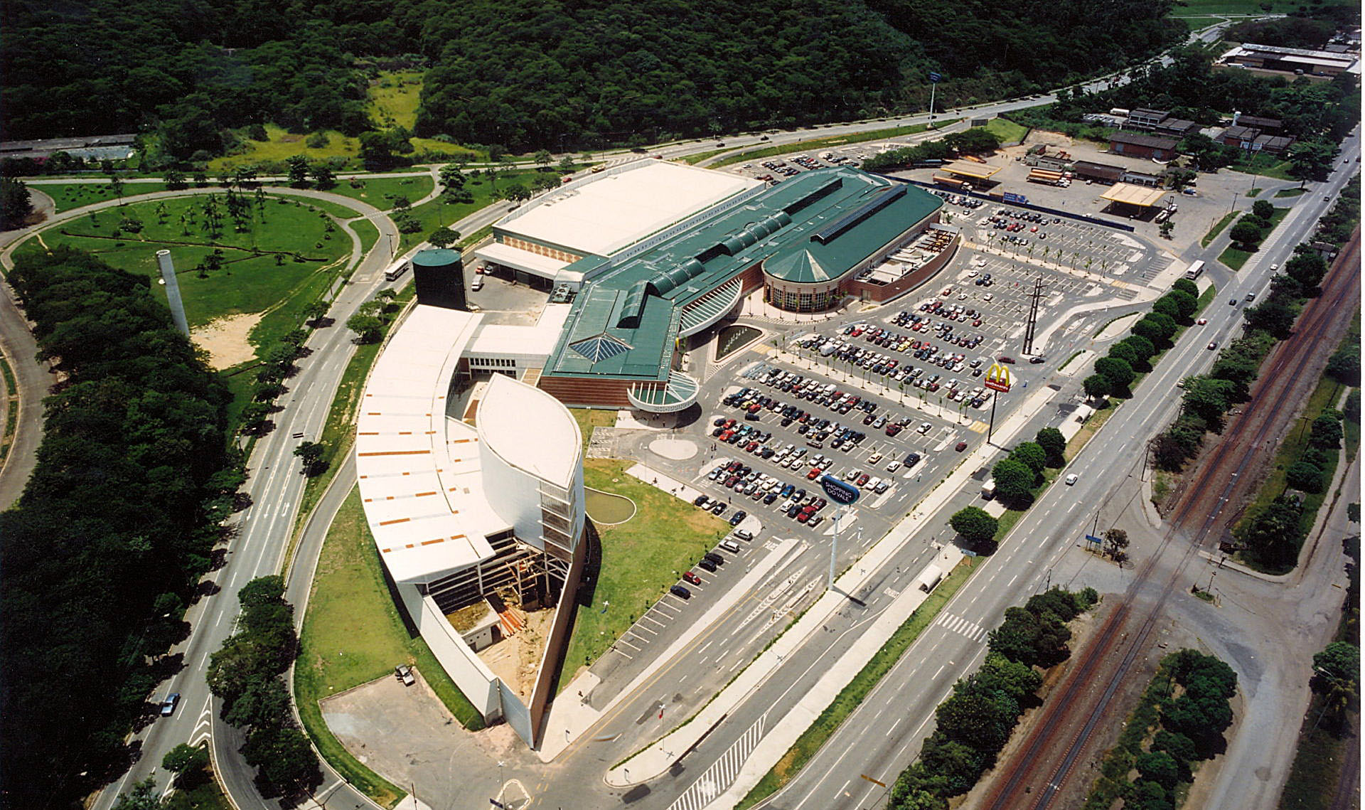O Shopping Vale do Aço celebra