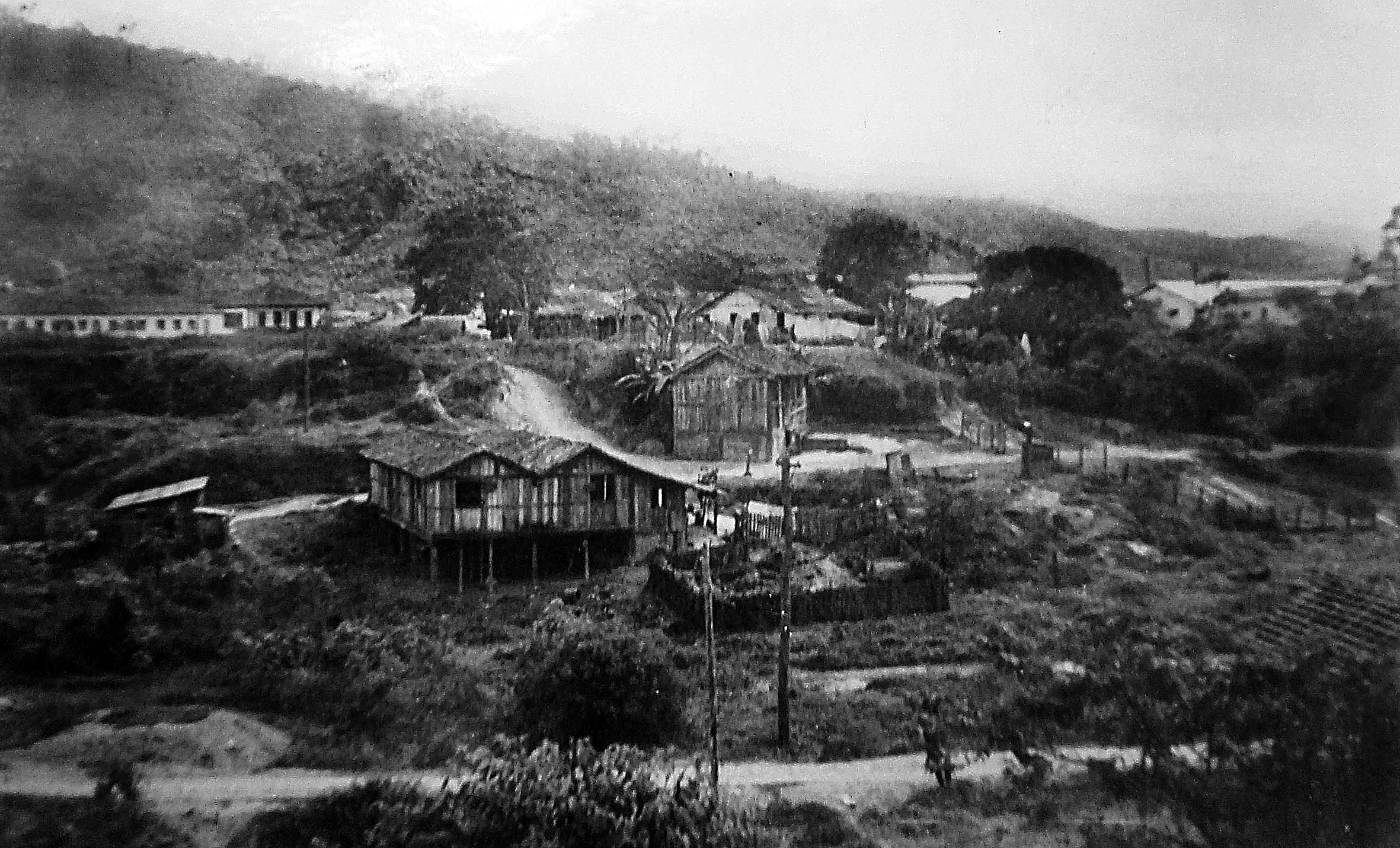 Edificação da antiga Fazenda D. Angelina, marco do período pré industrial, vai ao chão