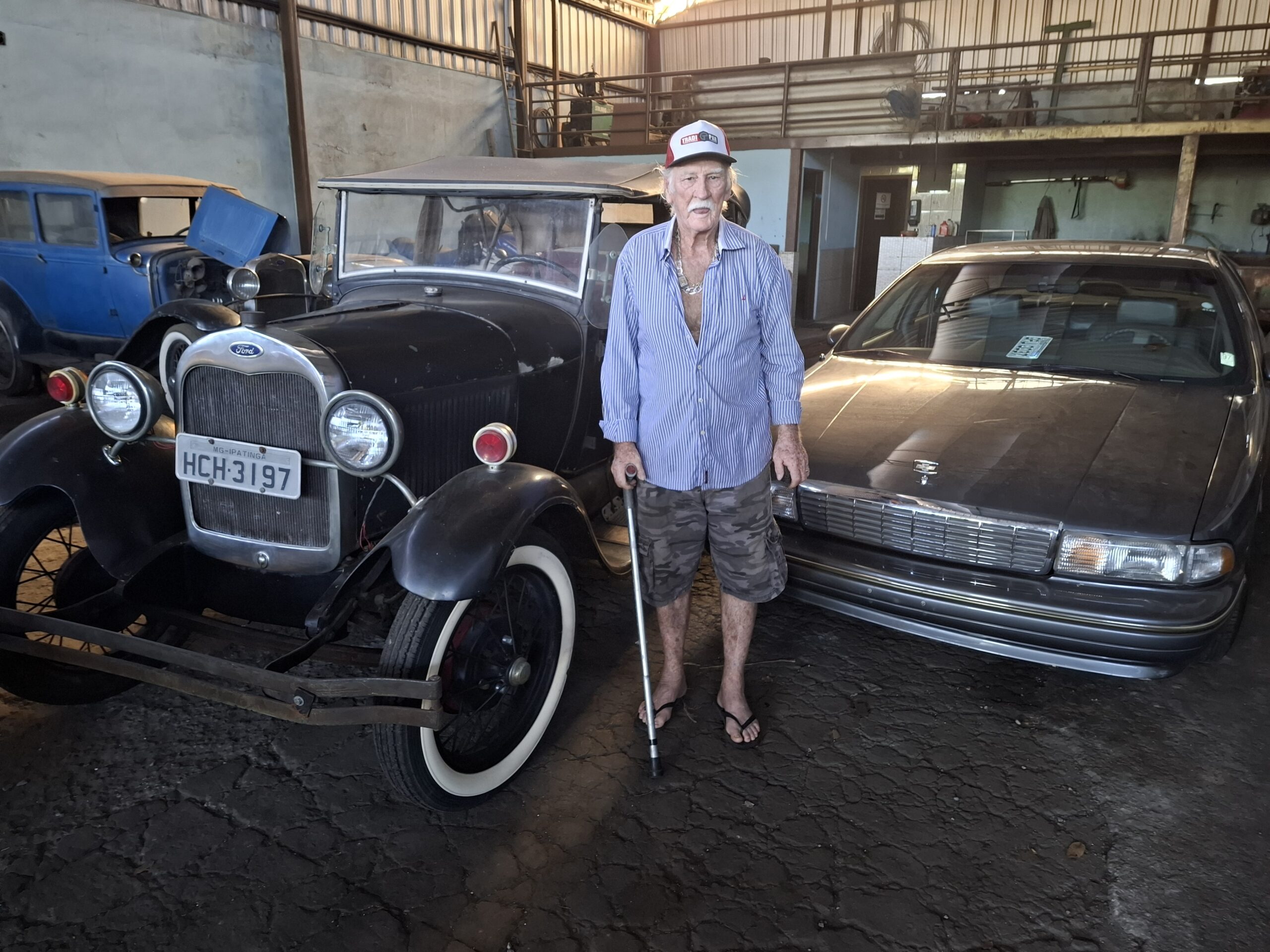 Maior colecionador de carros antigos de Ipatinga, tem em sua coleção, carros que contam história da região