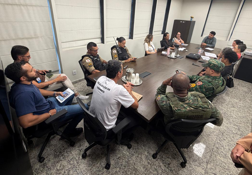 Vereador de Timóteo participa de reunião para debater combate a violência contra animais